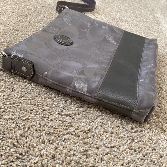 Coach Signature Crossbody Bag - Picture 7 of 16